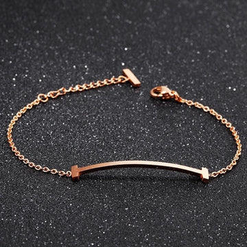 Sleek Bar Bracelet Rose Gold