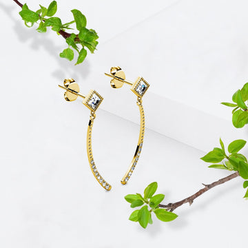 Elegant Gold Stud Earrings Embellished with Swarovski® crystals
