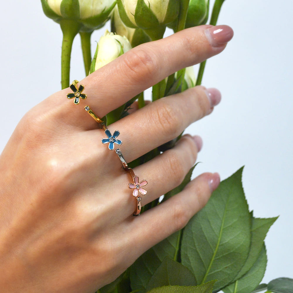 Boxed Petalia Pink Ring and Bracelet Featured Swarovski® Crystals in Rose Gold