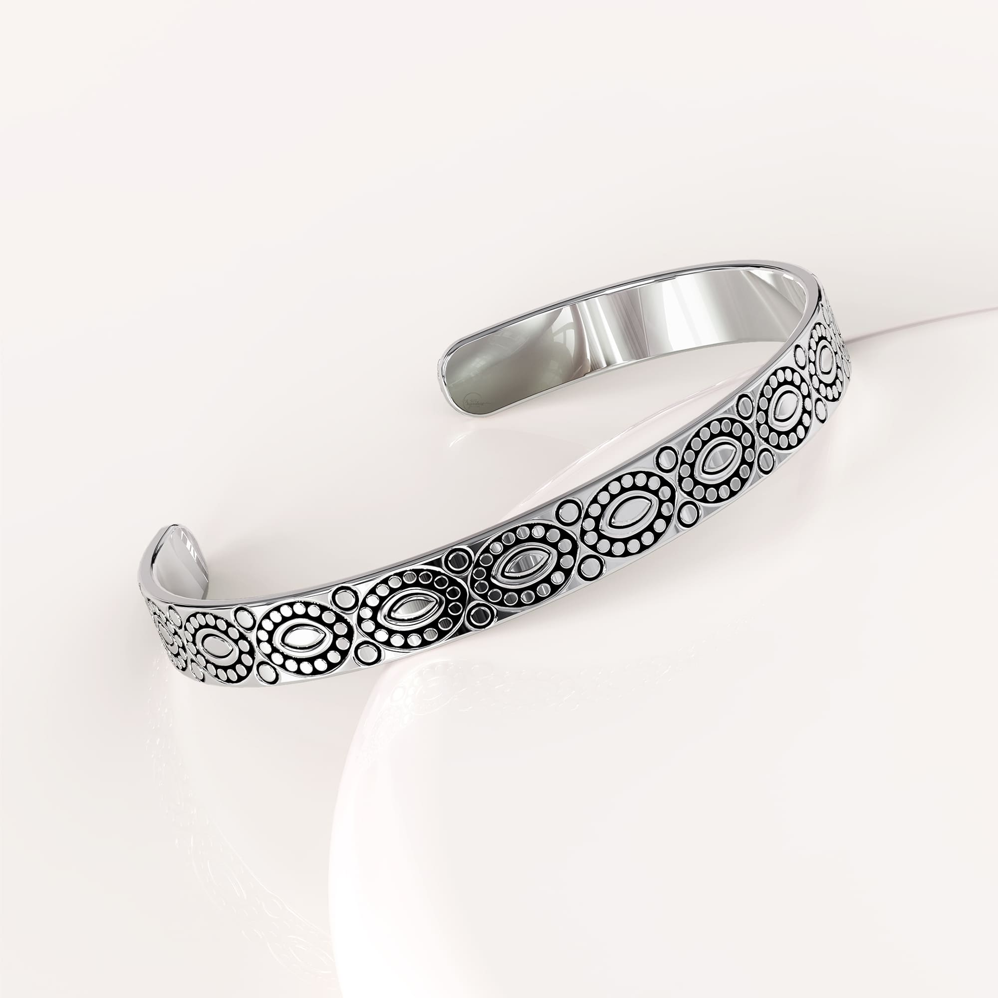 Solid 925 Sterling Silver Antique Cuff of Exotic Beauty