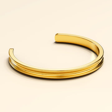 Lisa Luxe Cuff Bangle Gold