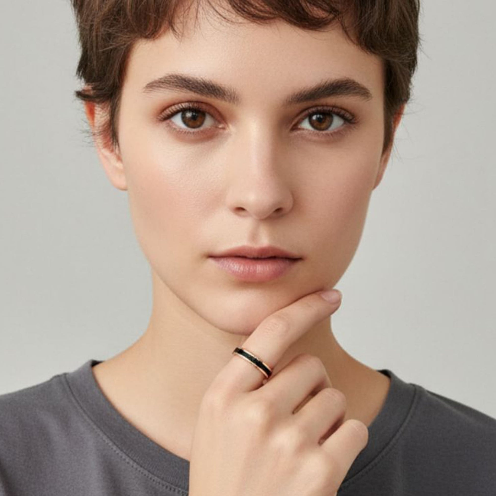 Ceres Timeless Ring Black Enamel Ring in Rose Gold - 10