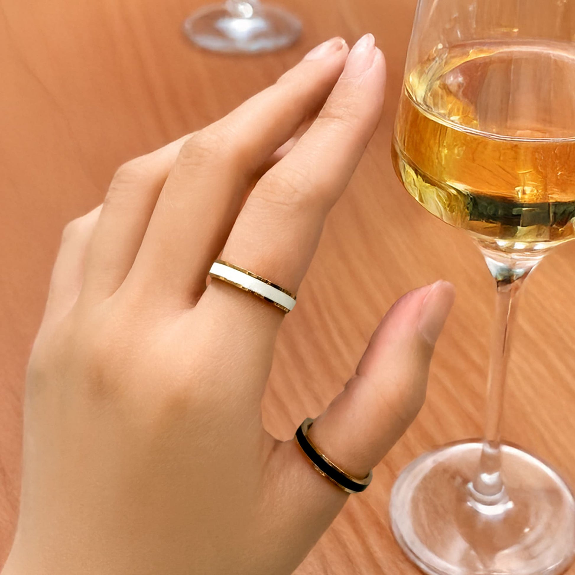 Ceres Timeless Ring Black Enamel Ring in Rose Gold - 12