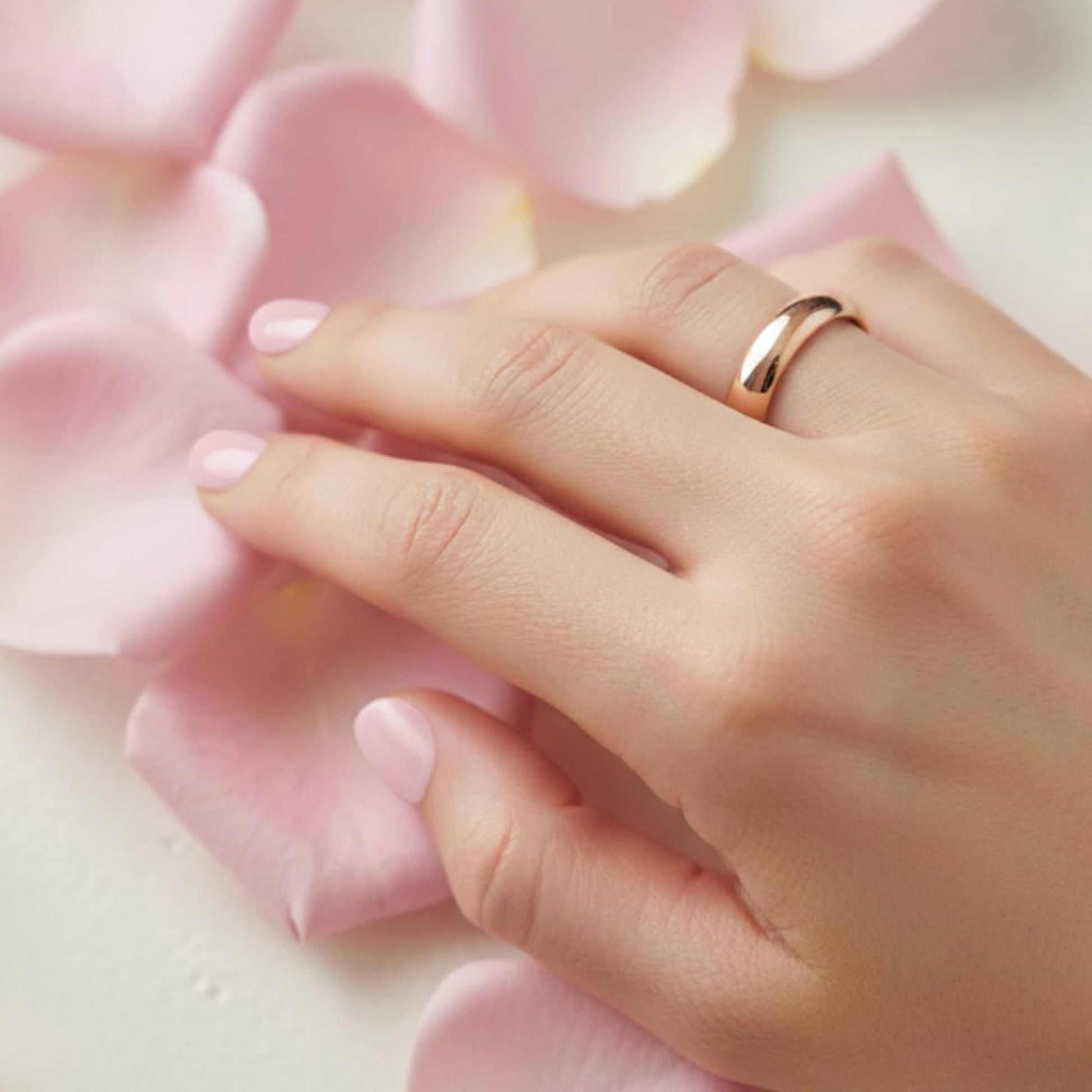 Louise Minimalist Rose Gold Ring - 6