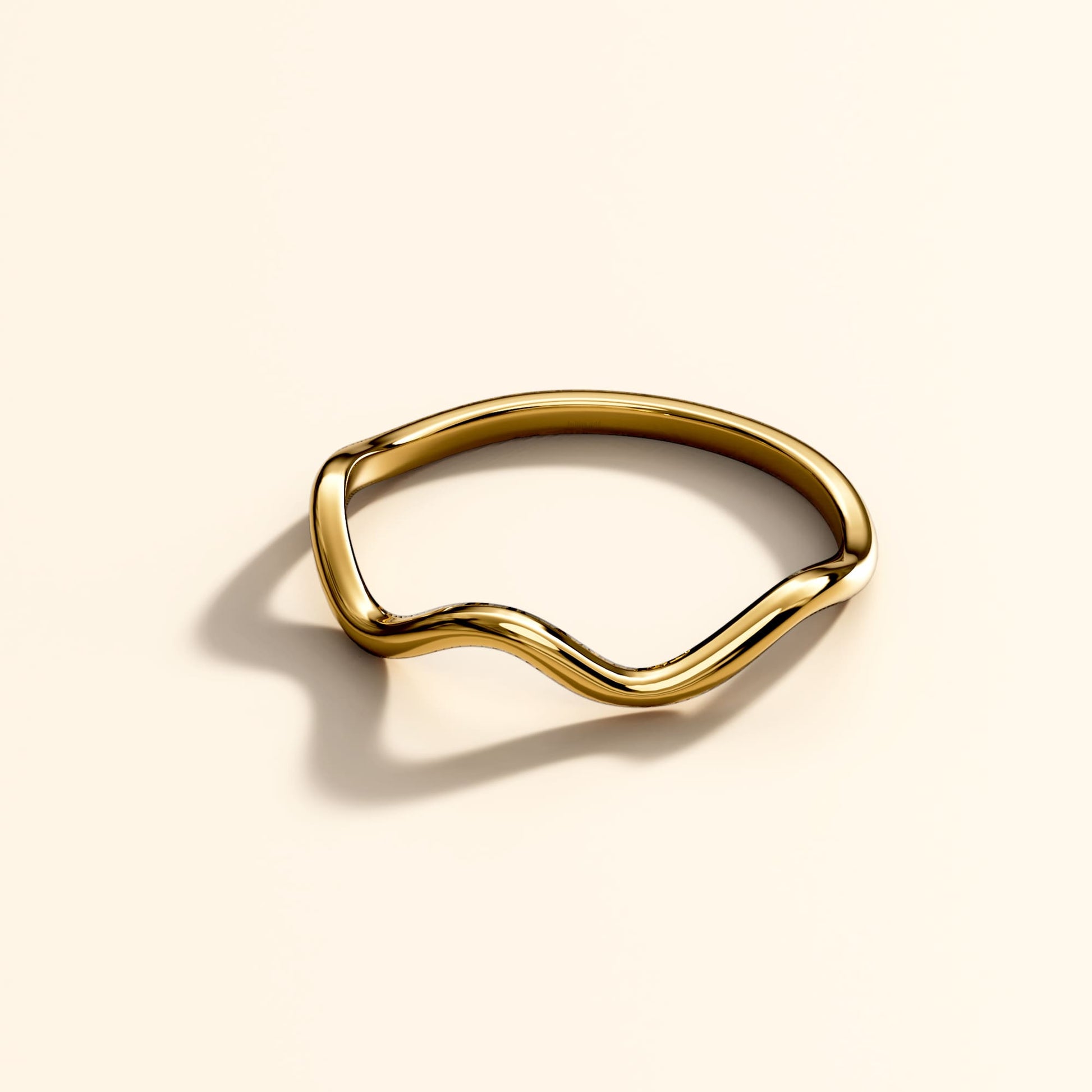 Charisma Wavy Ring In Gold