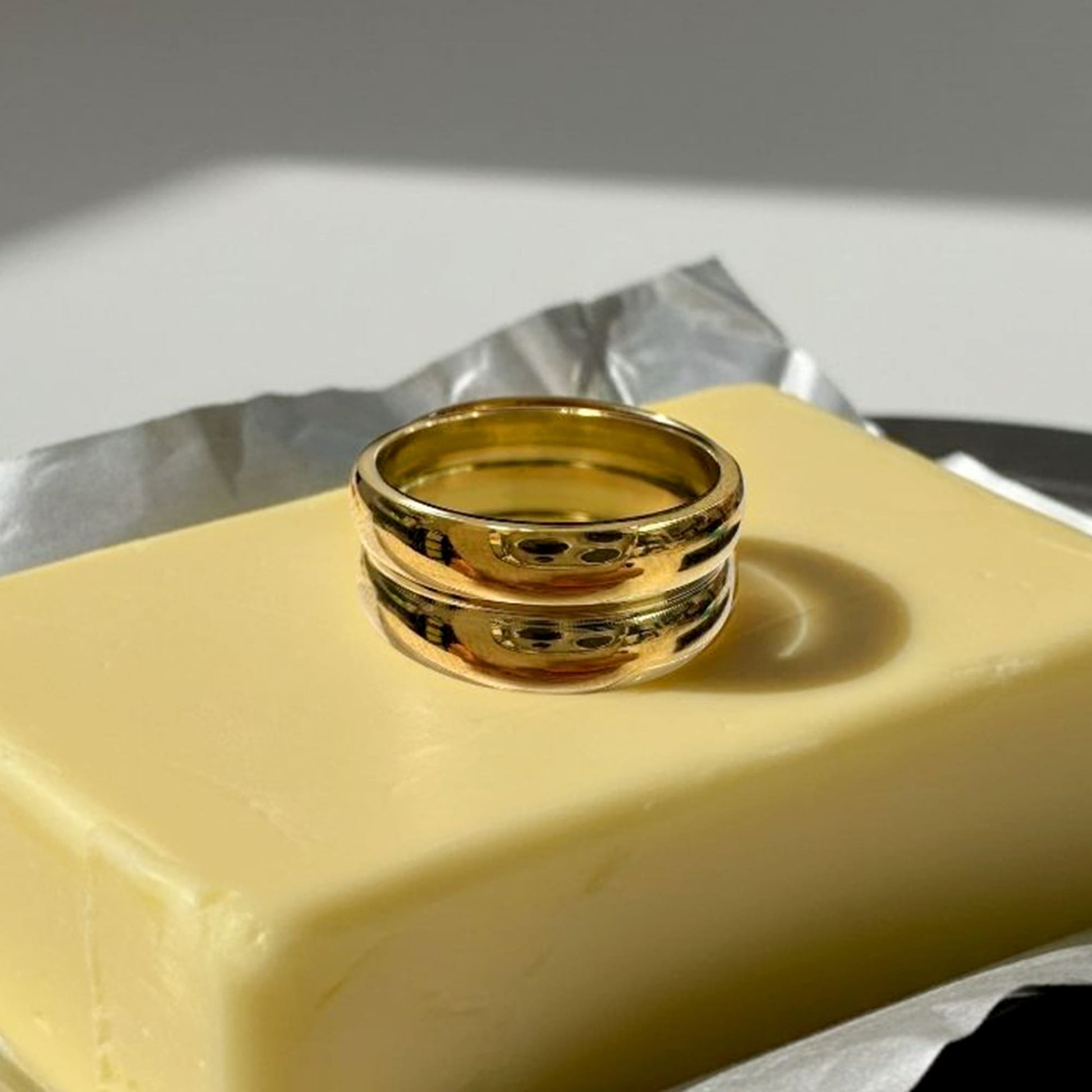 Twin Gleam Radiant Fusion Gold Layered Ring - 6