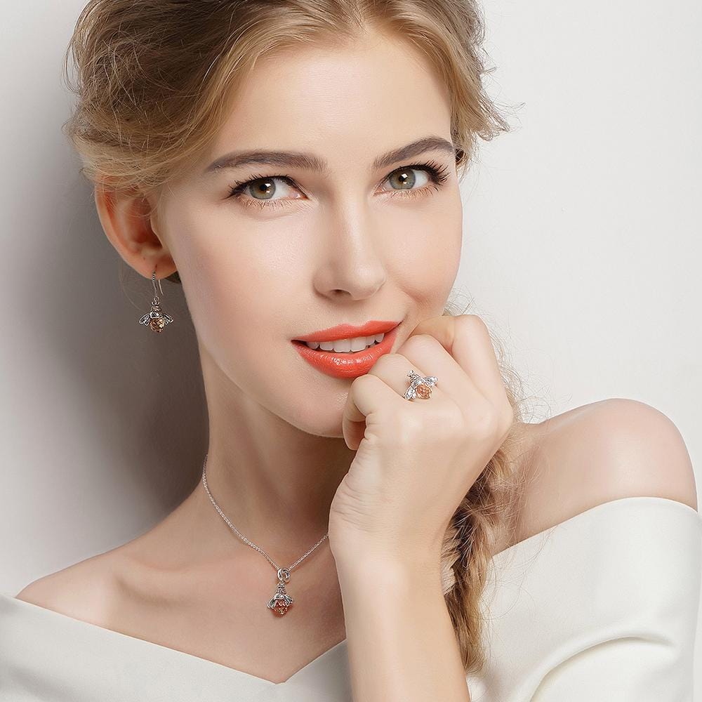 925 Signature Silver Single Queen Pendant Zirconia Necklace