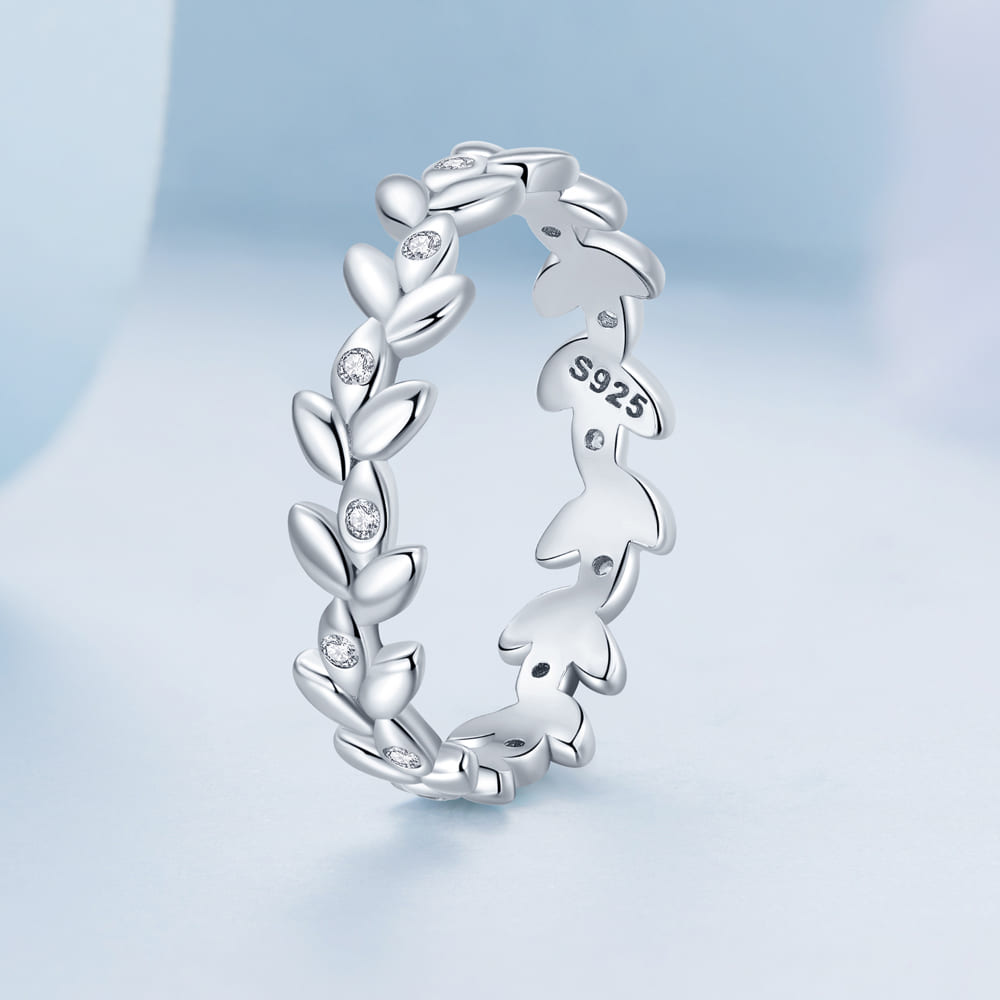 Solid 925 Signature Silver Miss Meadow Ring