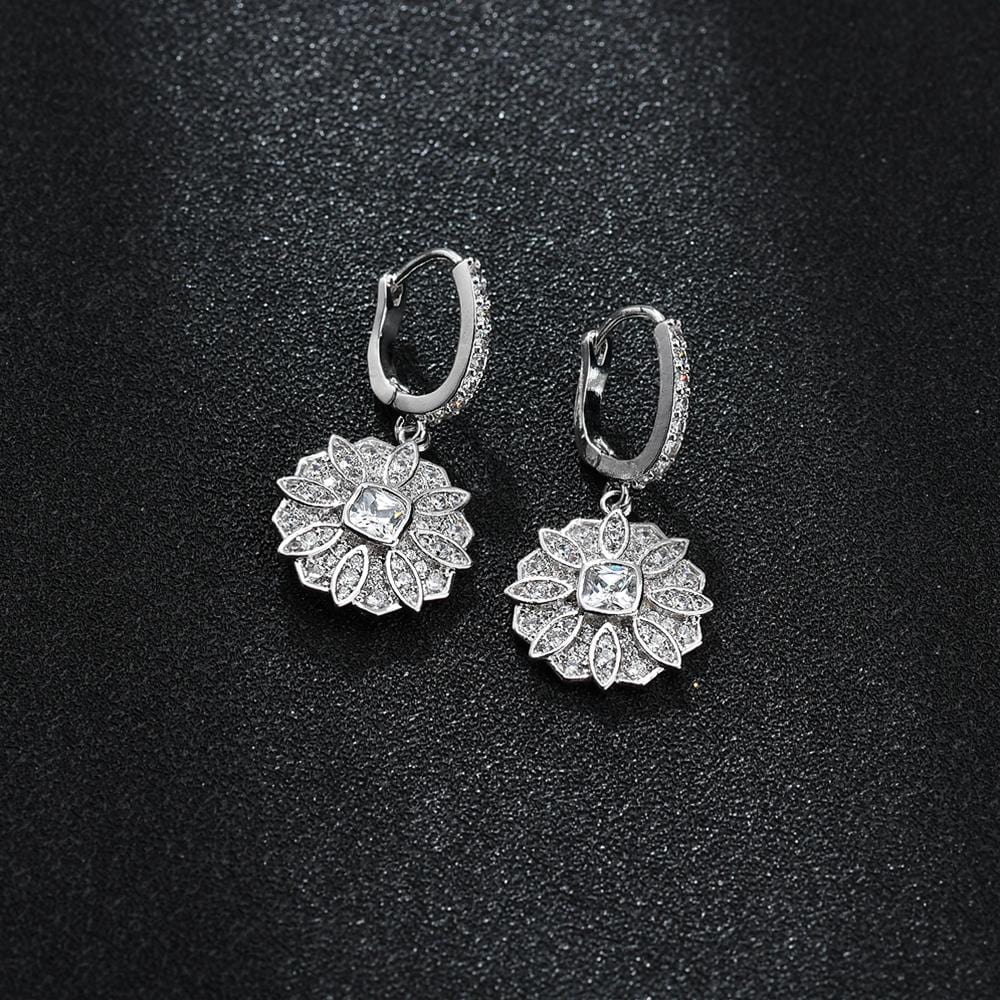 Feme Bloom Earrings White Gold - Brilliant Co