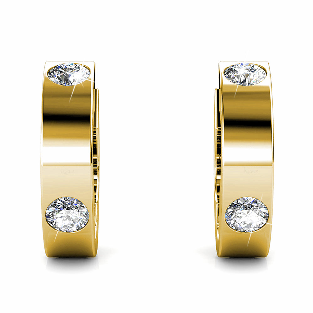 Classic Round Stud Earrings in Gold Adorned with Crystals from Swarovski¬Æ