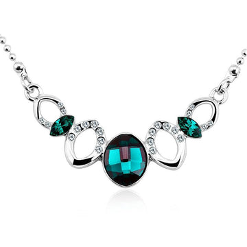 Perfect Glamour Necklace Embellished with Swarovski¬Æ crystals