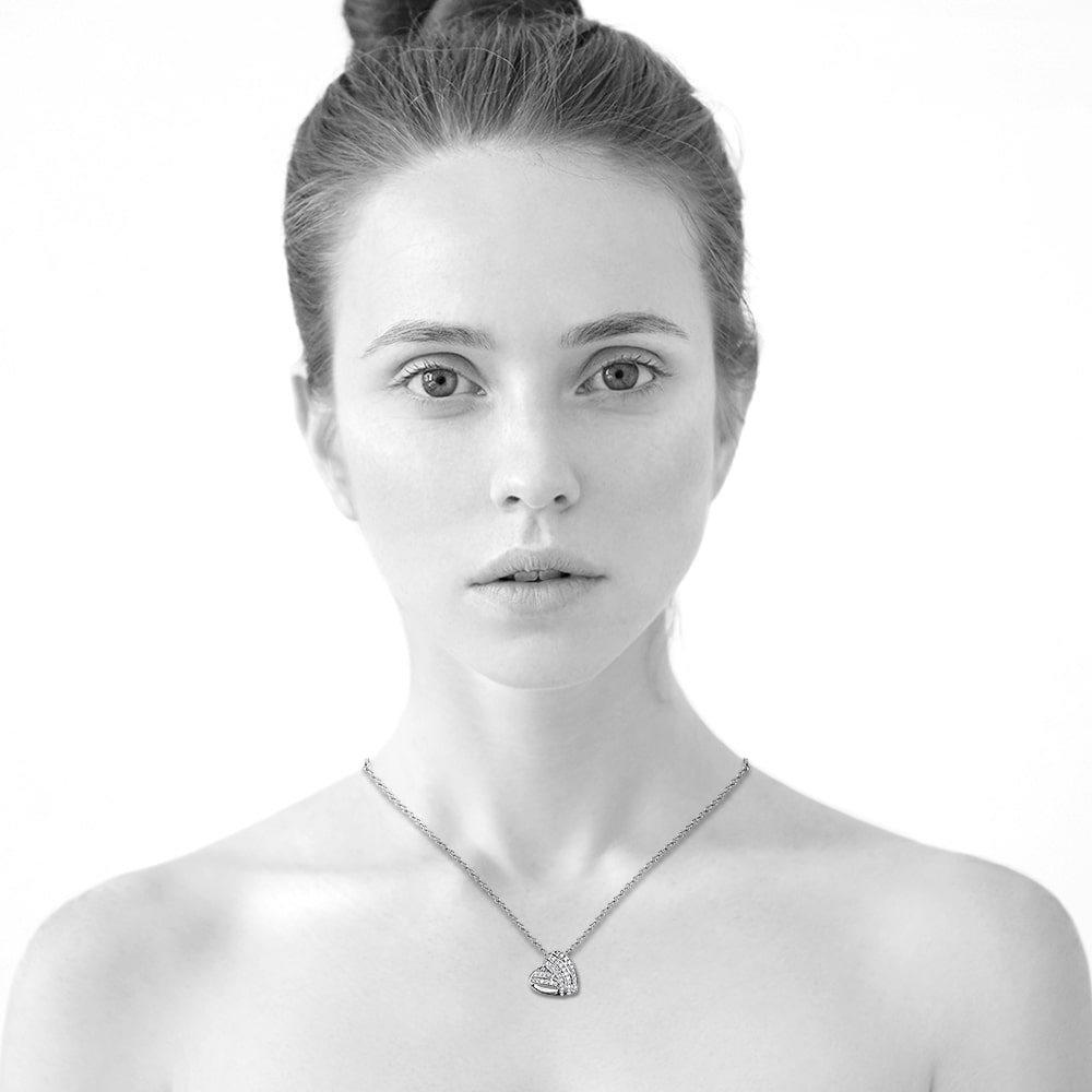 Heart-Shaped White Gold Pendant Necklace Embellished with Swarovski¬Æ Crystals