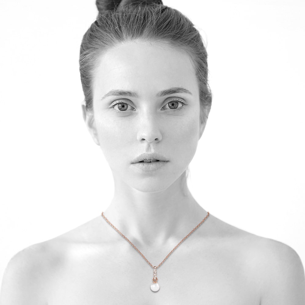 Luminous Pearl Pendant Necklace in Rose Gold Adorned With Crystals from Swarovski