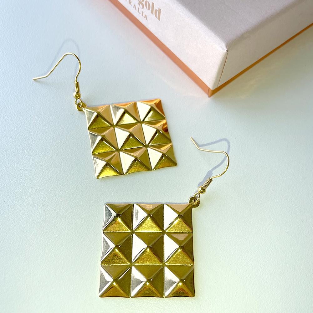 Boxed Fascination Geometric Style Diamond Shape Metallic Earrings Set
