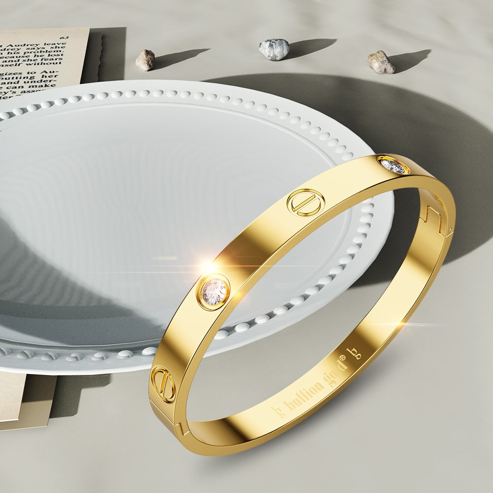 Boxed Carrie 3 Pc Tri-Tone Bangle Set