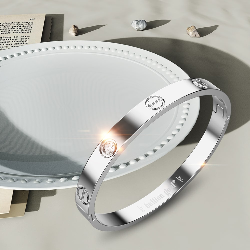 Boxed Carrie 3 Pc Tri-Tone Bangle Set