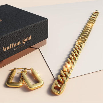 Boxed Supreme Gold Earrings & Bracelet Set