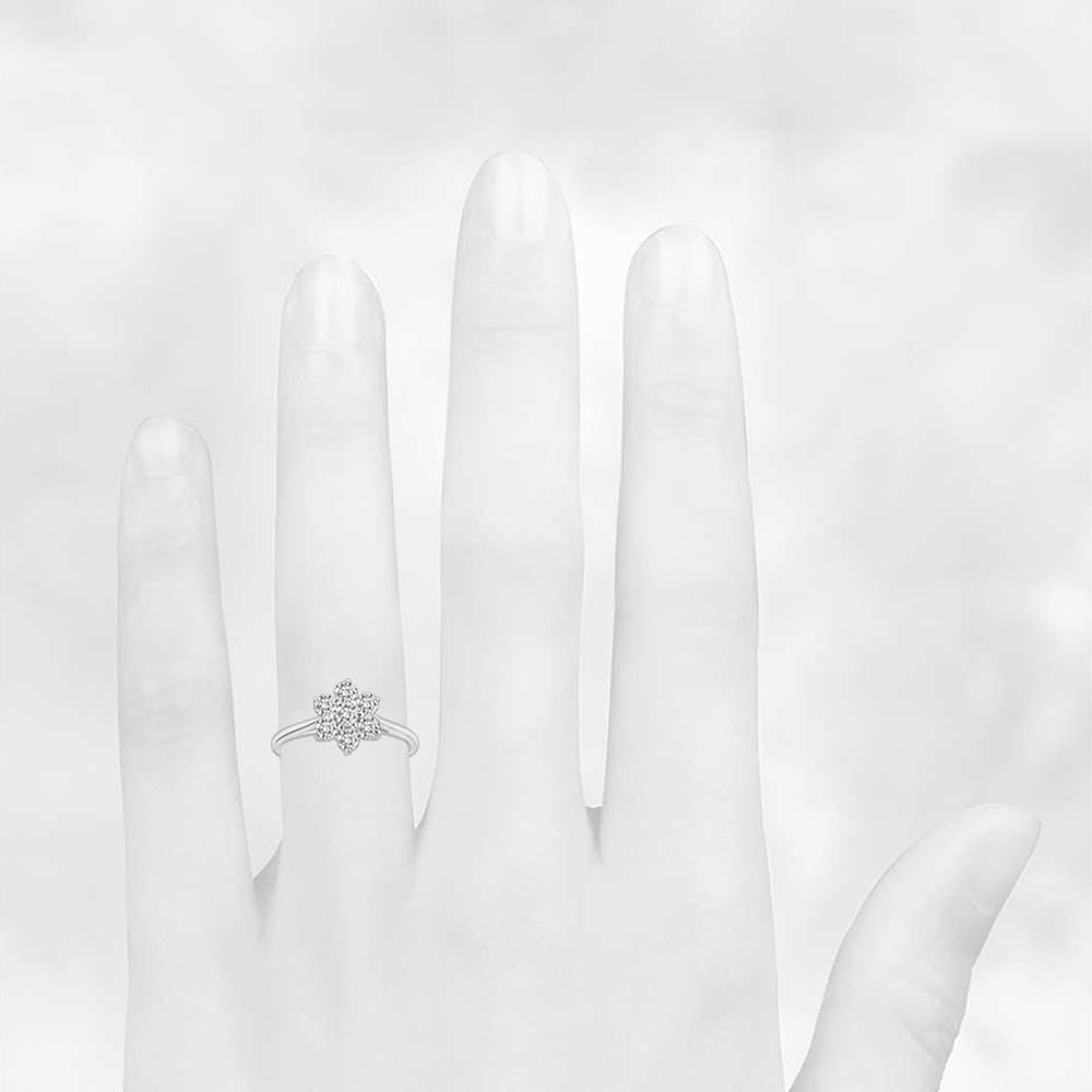 18ct White Gold 0.70ct Flora Diamond Dress Ring