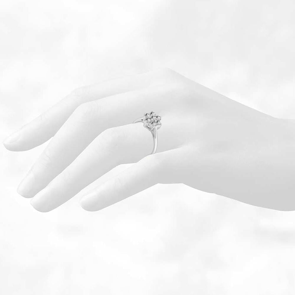 18ct White Gold 0.70ct Flora Diamond Dress Ring